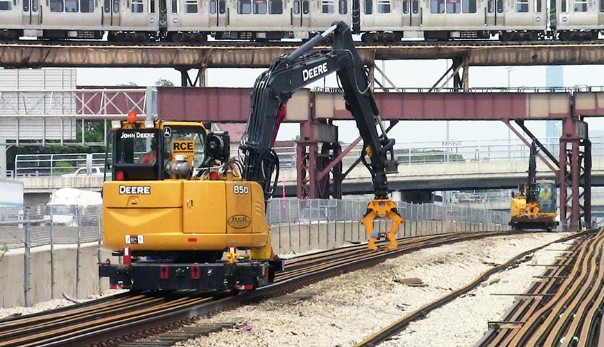 On Track - Third Rail Tie Crane